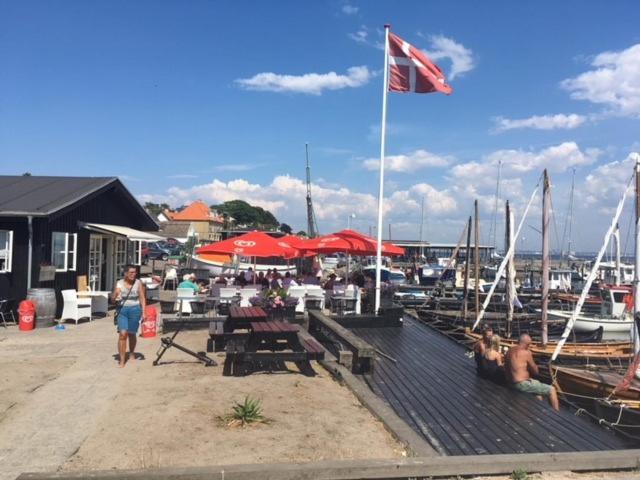 Boegeholmen Bed&Breakfast Snekkersten Eksteriør billede